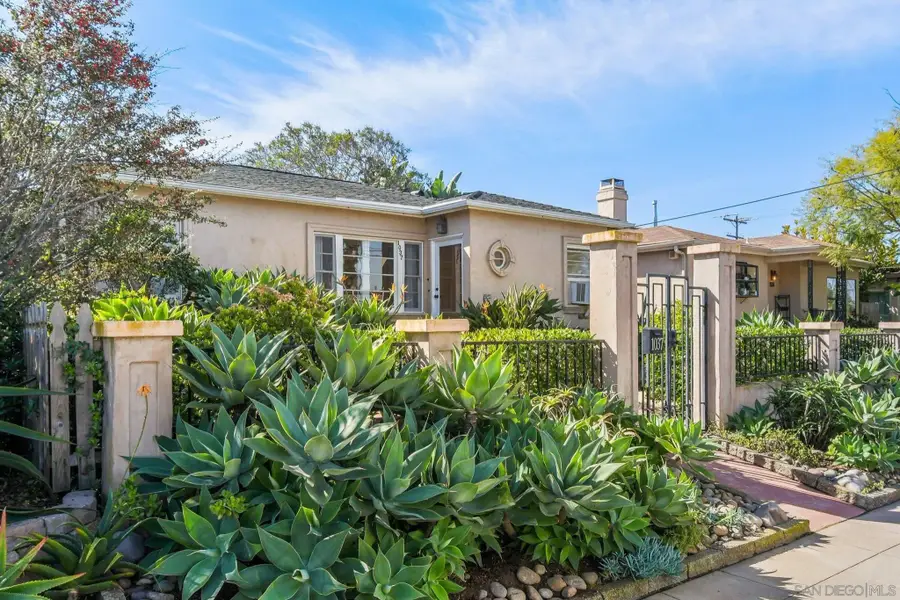 1037-1039 Johnson Ave, San Diego, CA 92103 - #2