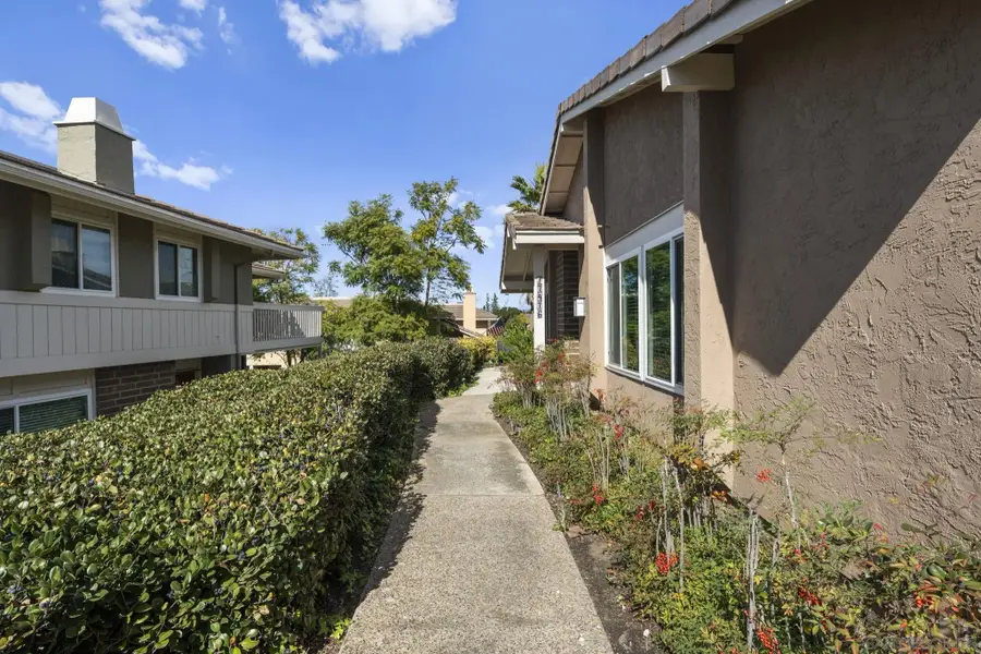 17476 Fairlie Rd, San Diego, CA 92128 - #2