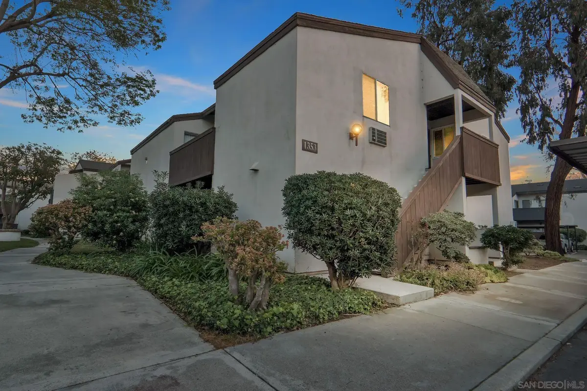 1353 Caminito Gabaldon #E, San Diego, CA 92108 - #1