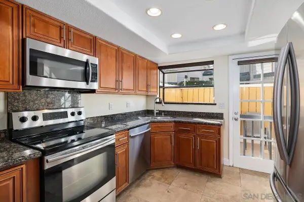 1930 Missouri St, San Diego, CA 92109
