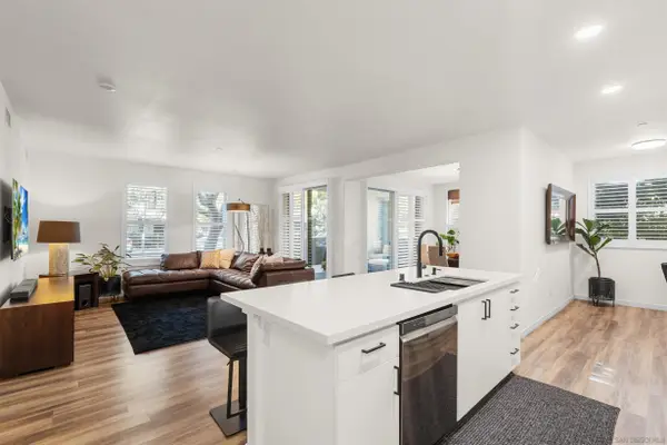 8233 Station Village Ln #2117, San Diego, CA 92108