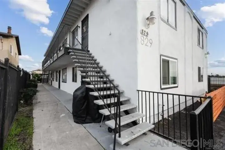 829 Grand Avenue, Spring Valley, CA 91977 - #1