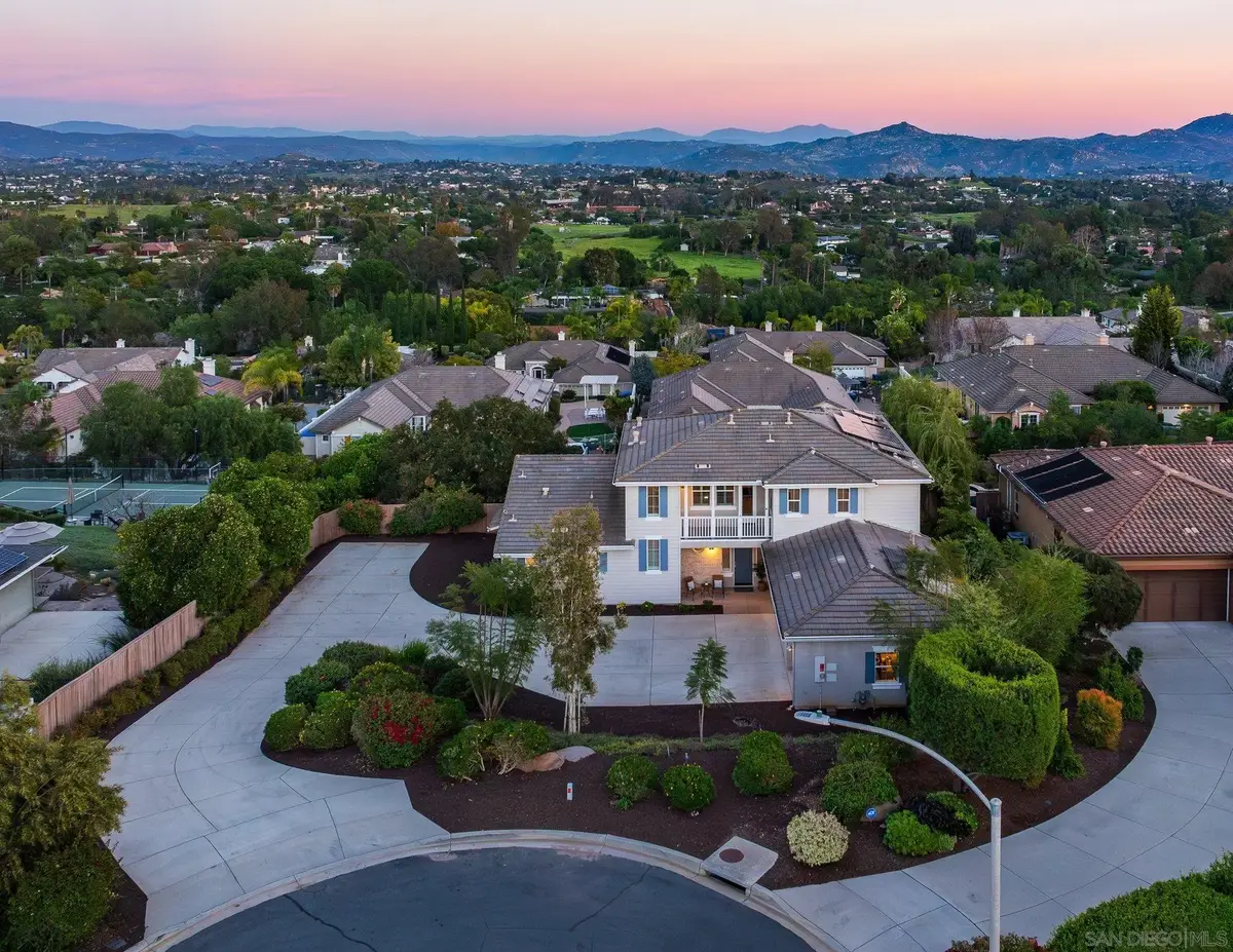 1725 Continental Lane, Escondido, CA 92029 - #1