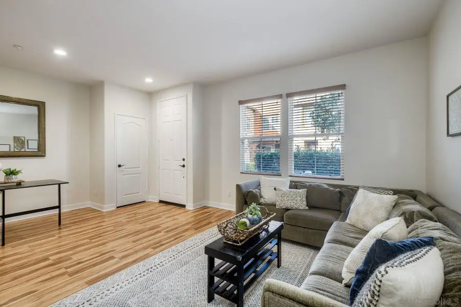 17070 Calle Trevino #11, San Diego, CA 92127 - #3