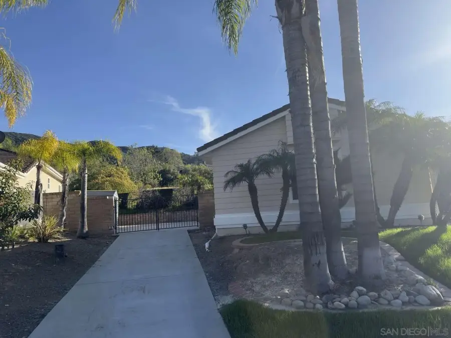 2227 Mapleleaf Ave, Thousand Oaks, CA 91320 - #3