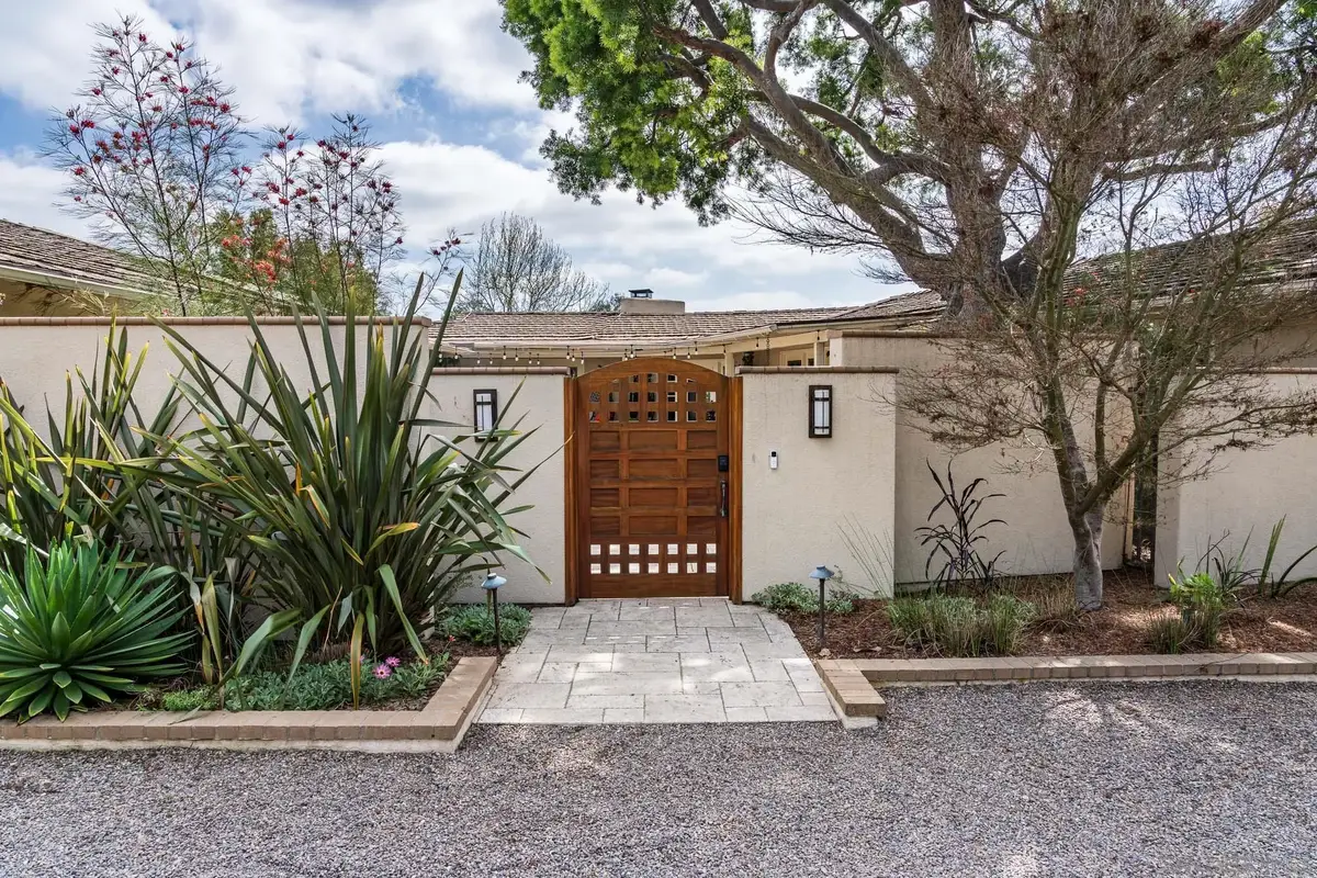 5725 Loma Verde Dr, Rancho Santa Fe, CA 92067 - #1