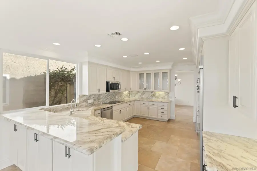 1171 Sunset Cliffs Blvd, San Diego, CA 92107 - #3