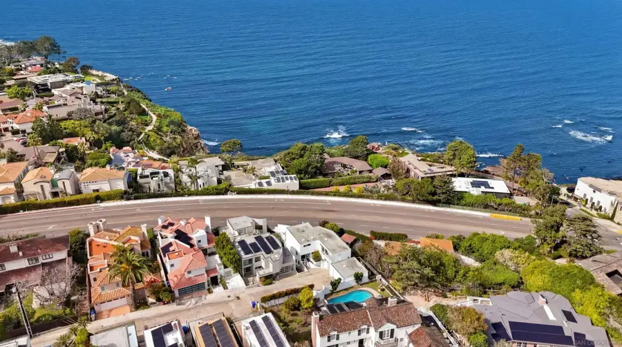 1550 Bluebird Ln, La Jolla, CA 92037 - #2