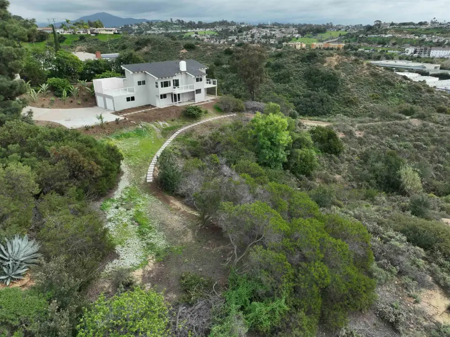 700 Selma Pl, San Diego, CA 92114 - #2