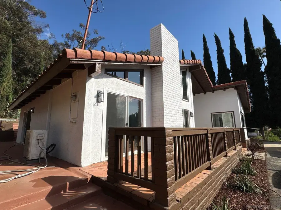 1172 North Ave, Escondido, CA 92026 - #2