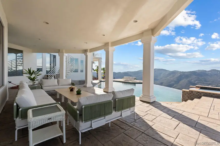 9629 Misty Meadow Lane, Escondido, CA 92026 - Image #3