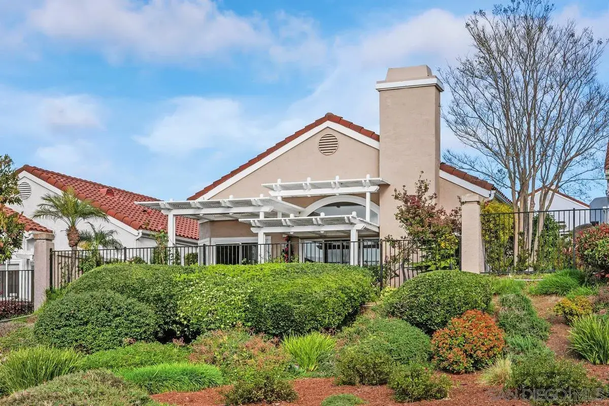 1225 Via Rafael, San Marcos, CA 92078 - #1