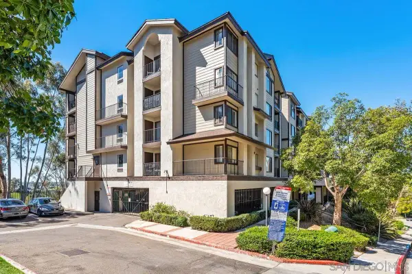 3980 Faircross Pl #25, San Diego, CA 92115