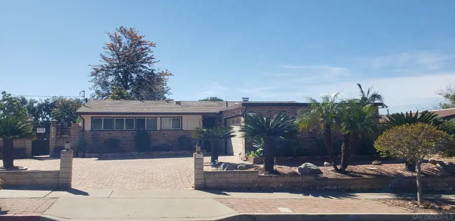 7607 Seton Hall St, La Mesa, CA 91942 - #2