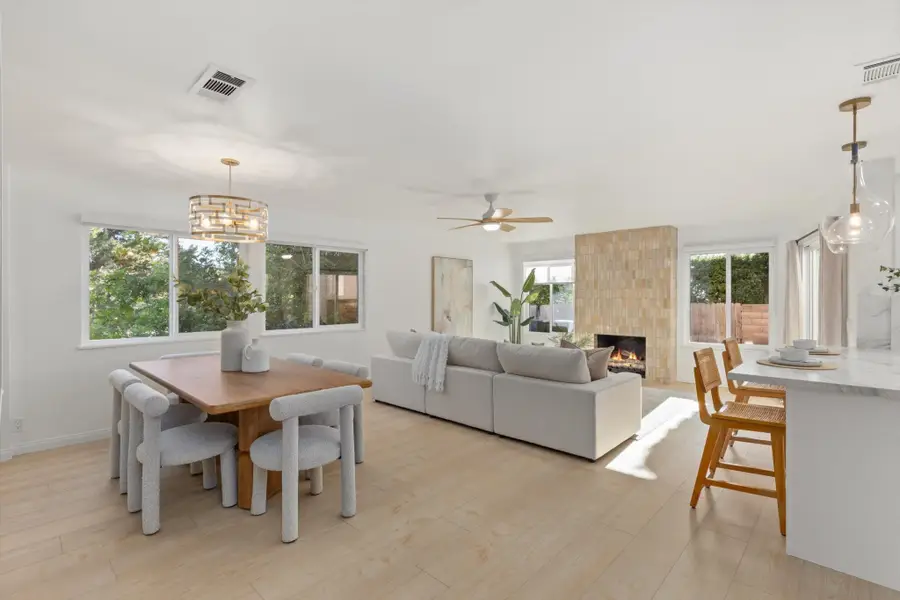 2811 Unicornio St, Carlsbad, CA 92009 - #2