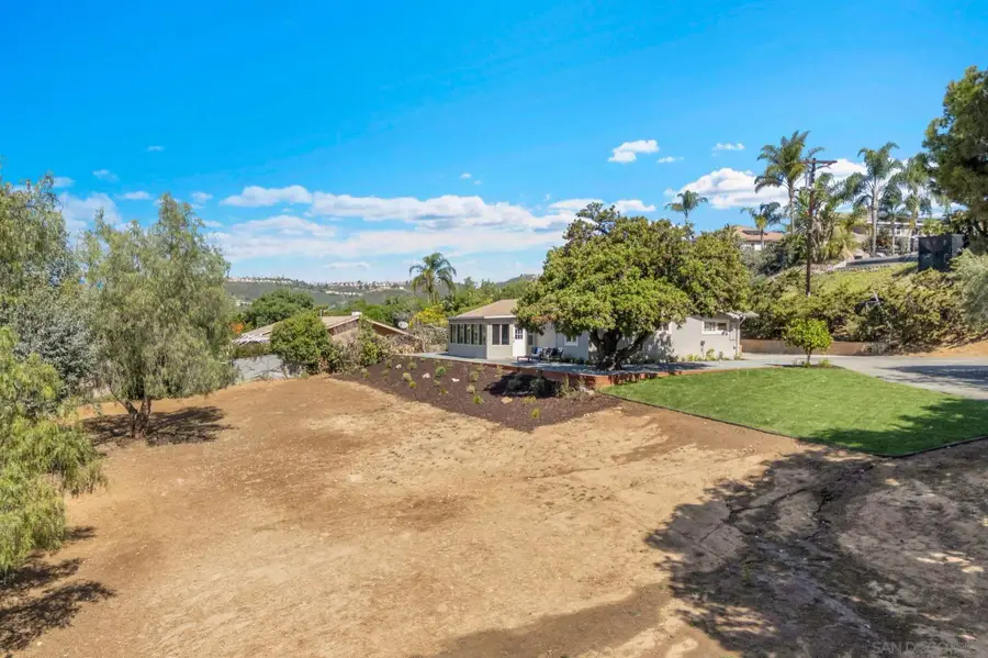 1940 W El Norte Parkway, Escondido, CA 92026 - #2