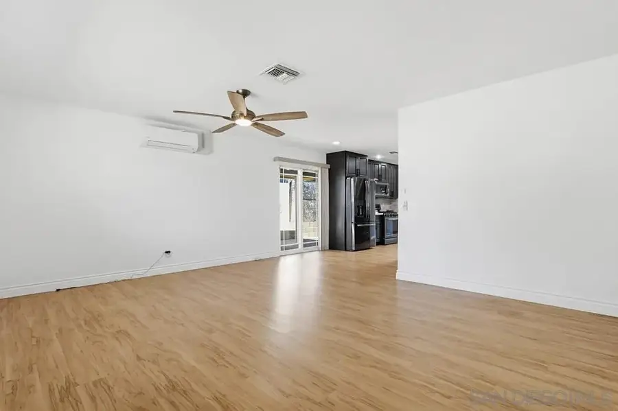 4231 Thomas St, Oceanside, CA 92056 - #3