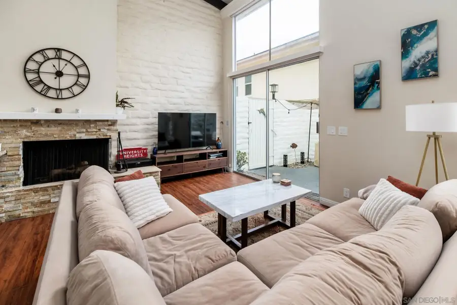 2544 Navarra Dr #4, Carlsbad, CA 92009 - #2