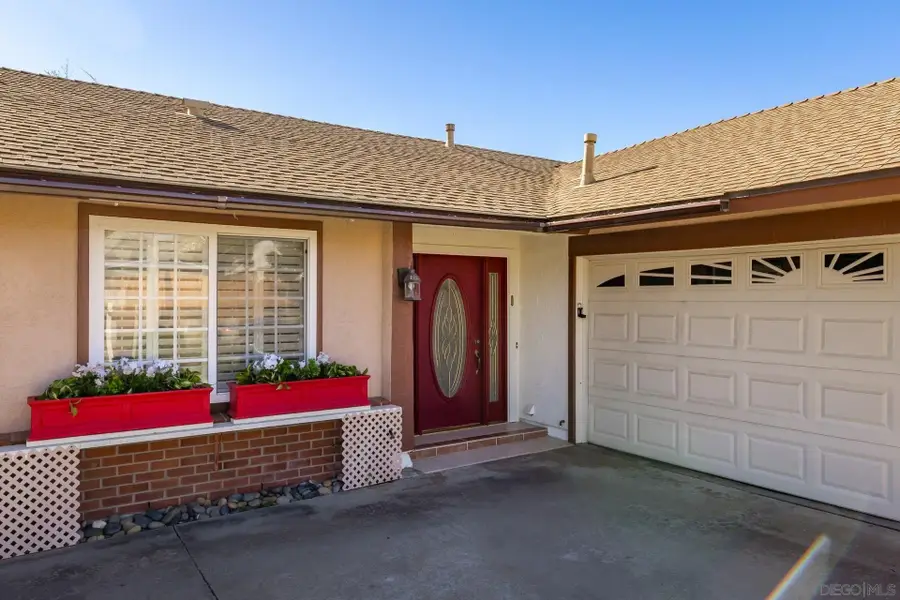 2020 Gary Lane, Escondido, CA 92026 - #2