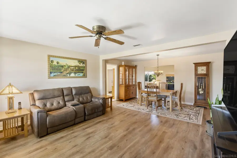 595 Verdin St., El Cajon, CA 92019 - #2