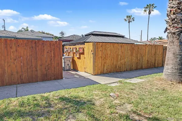 1109-1111 Grand, San Diego, CA 92109