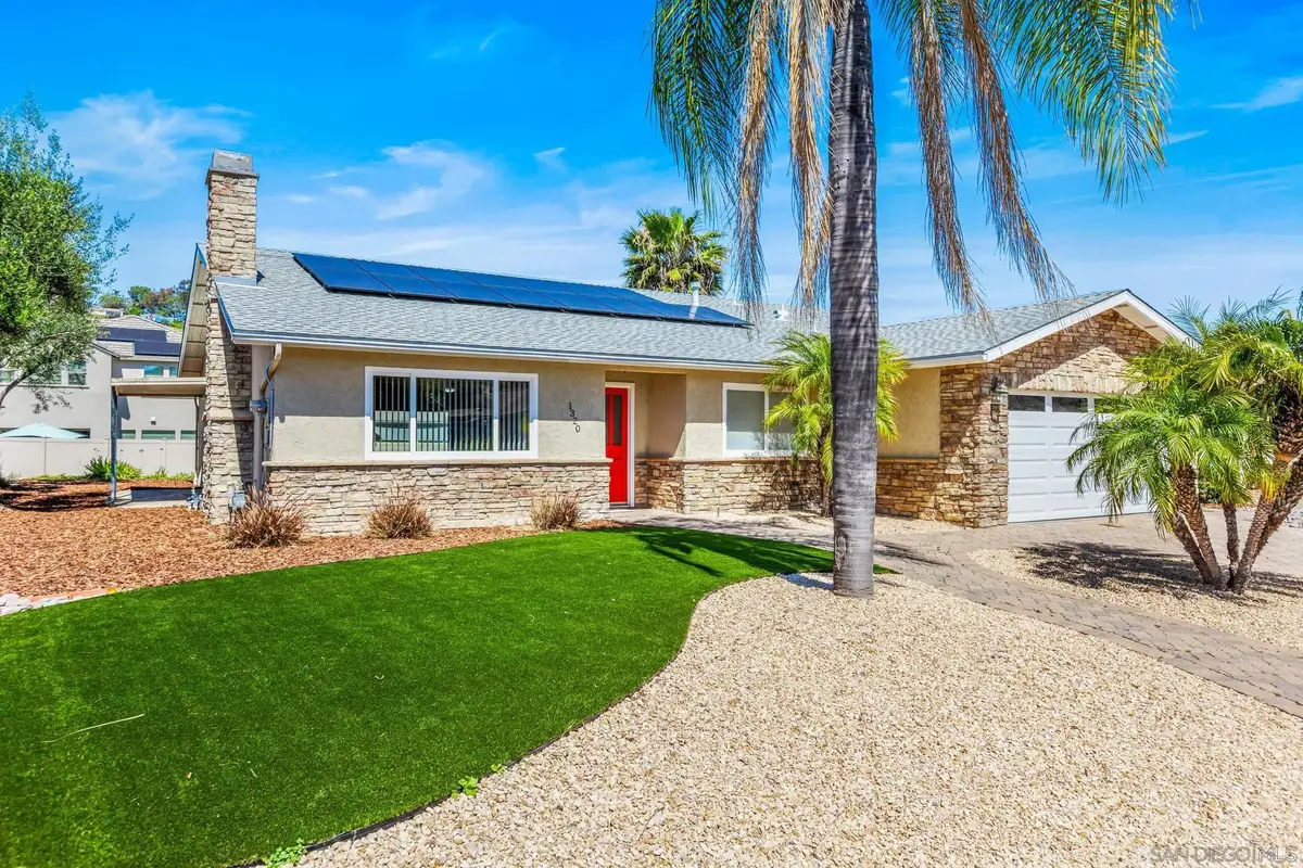 1320 La Mirada Ave, Escondido, CA 92026 - #1