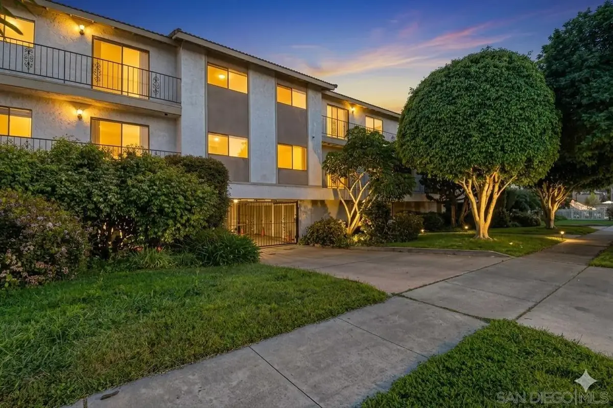 835 E Ave #B, Coronado, CA 92118 - #1