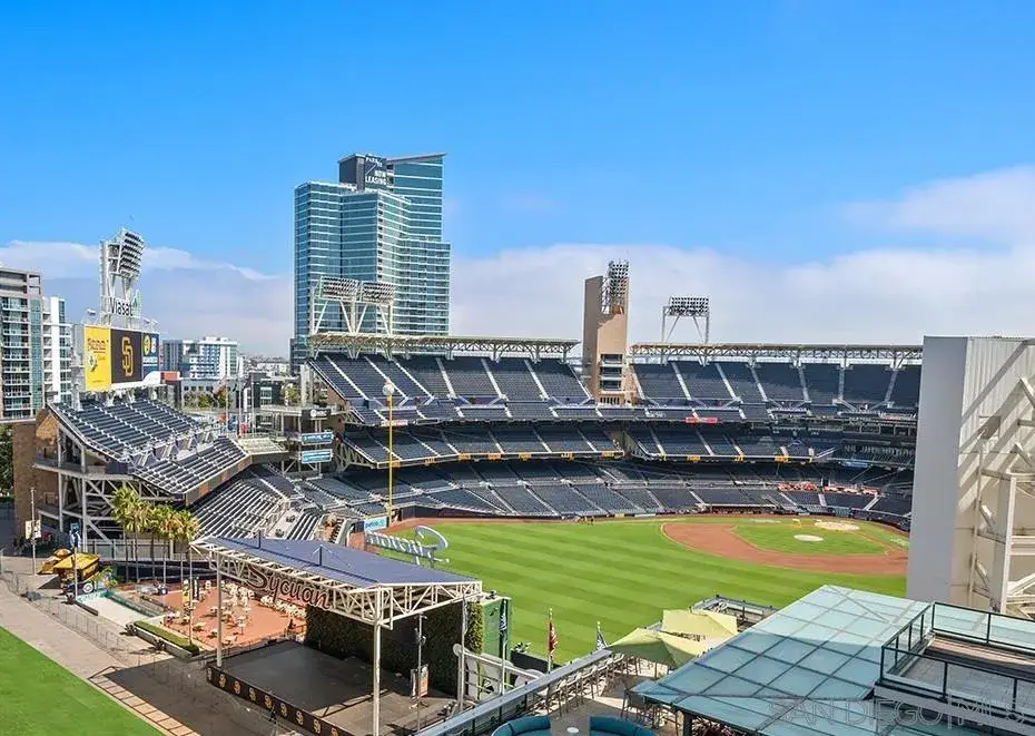 325 7th Avenue #1003, San Diego, CA 92101 - Image #1