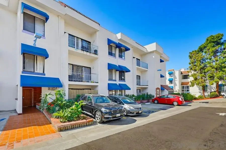 8324 Regents Rd #2E, San Diego, CA 92122 - #3