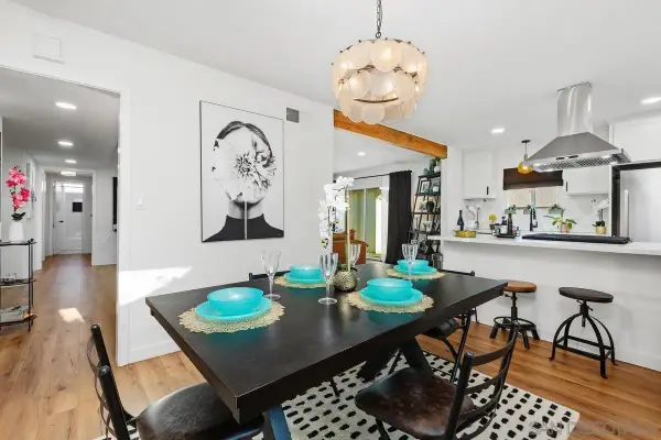 1811 Iris Way, Escondido, CA 92027