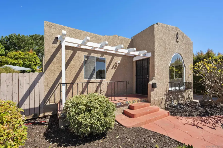 3527 Mississippi St, San Diego, CA 92104 - #2