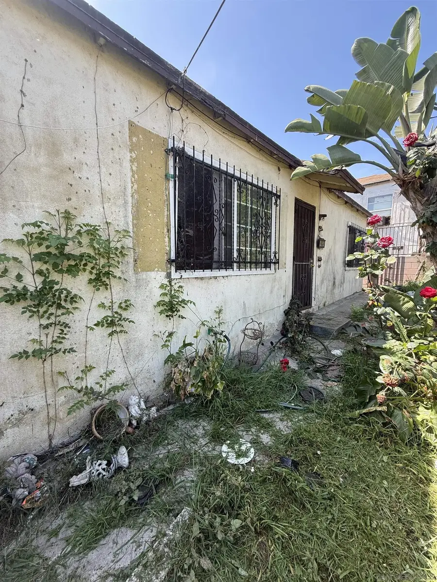 4636 E 2nd St, Los Angeles, CA 90022 - #2