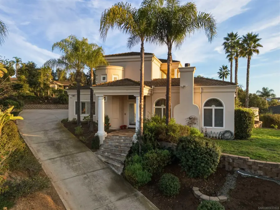 2464 Canyon Creek Rd, Escondido, CA 92025 - #2