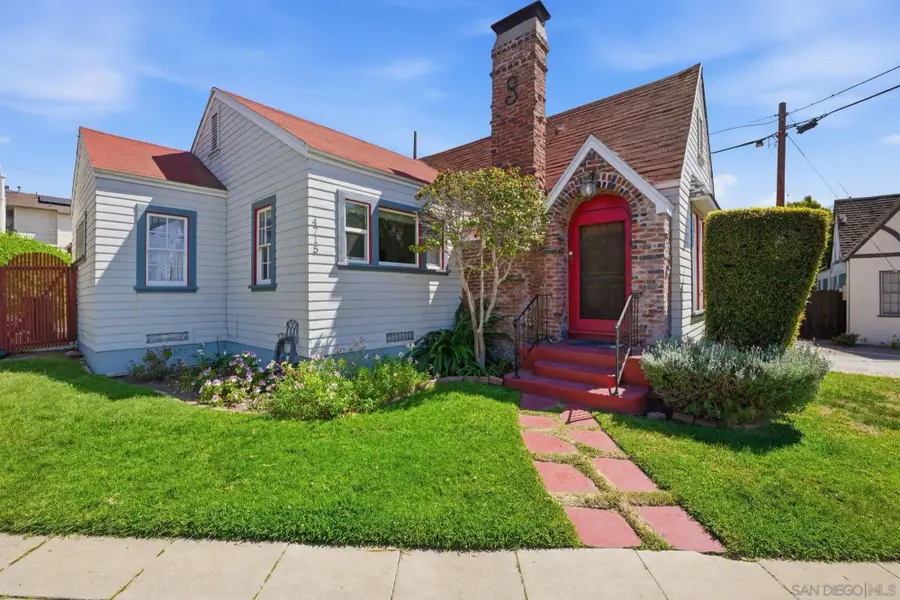4715 Panorama Dr., San Diego, CA 92116 - #3