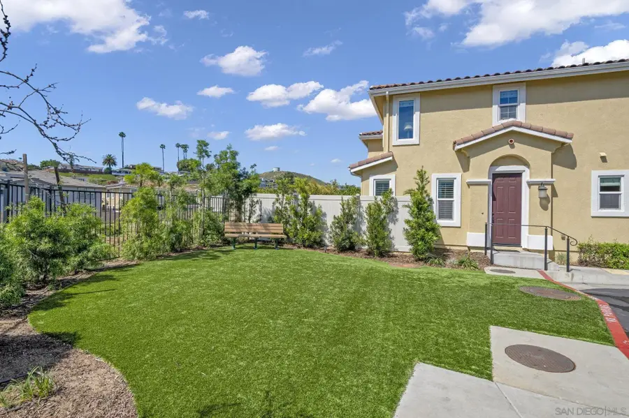 8610 Sage Shadow Dr, Lakeside, CA 92040 - #2