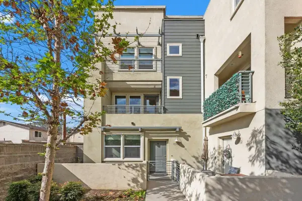 328 Antoni Glen #1006, Escondido, CA 92025