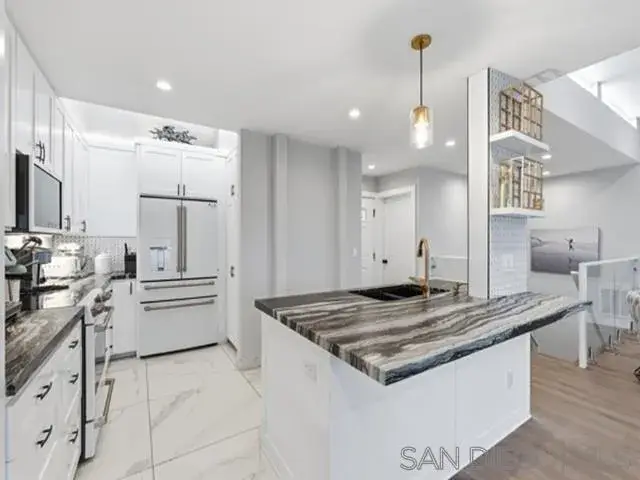 317 Arcaro Ln, Solana Beach, CA 92075 - #2