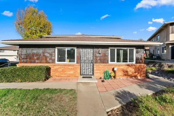 12156 Wintergreen Dr #1, Lakeside, CA 92040