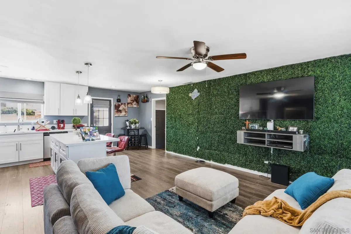 5567 Las Alturas Ter, San Diego, CA 92114 - #1