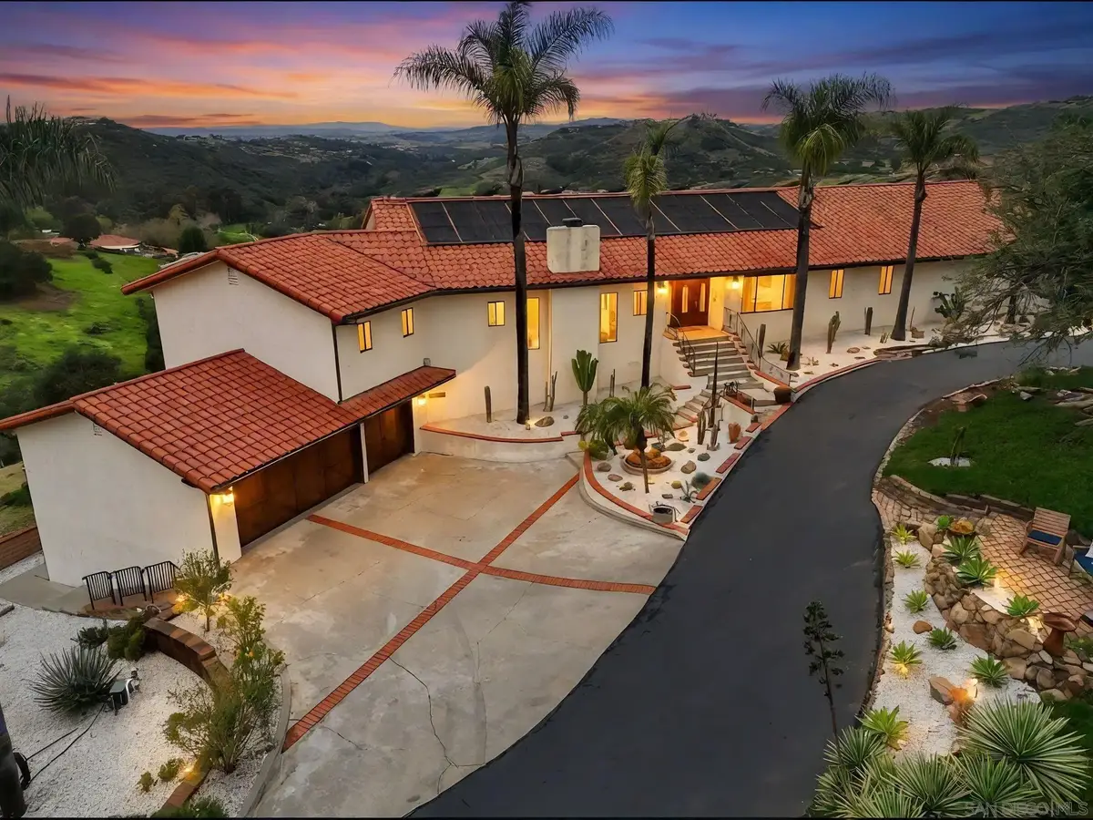 29509 Hoxie Ranch Rd, Vista, CA 92084 - #1