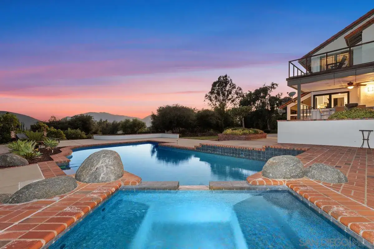 3453 Via Loma Vista, Escondido, CA 92029 - #1