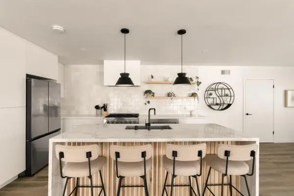 5173 Walsh Way, San Diego, CA 92115