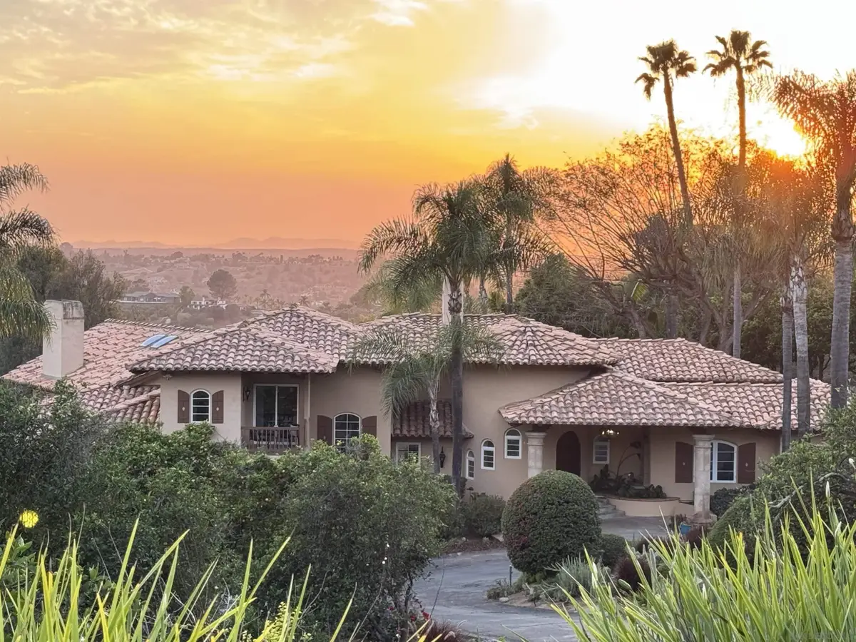 3993 Peony Dr., Fallbrook, CA 92028 - #1