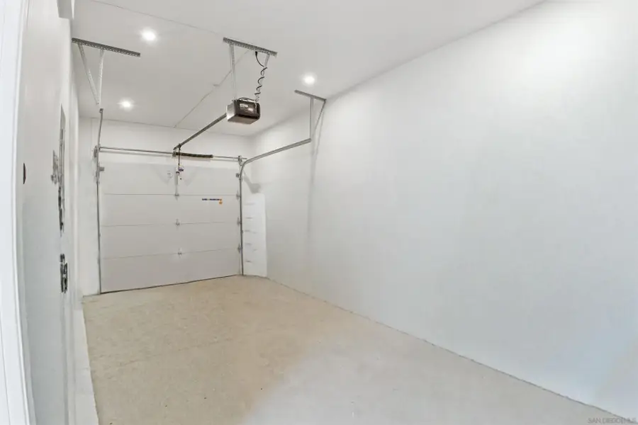 490 Lado De Loma Dr #1-4, Vista, CA 92083 - #3