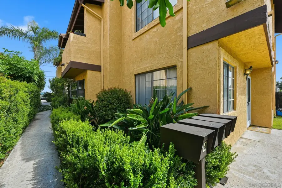 1460 Hornblend, San Diego, CA 92109 - #3