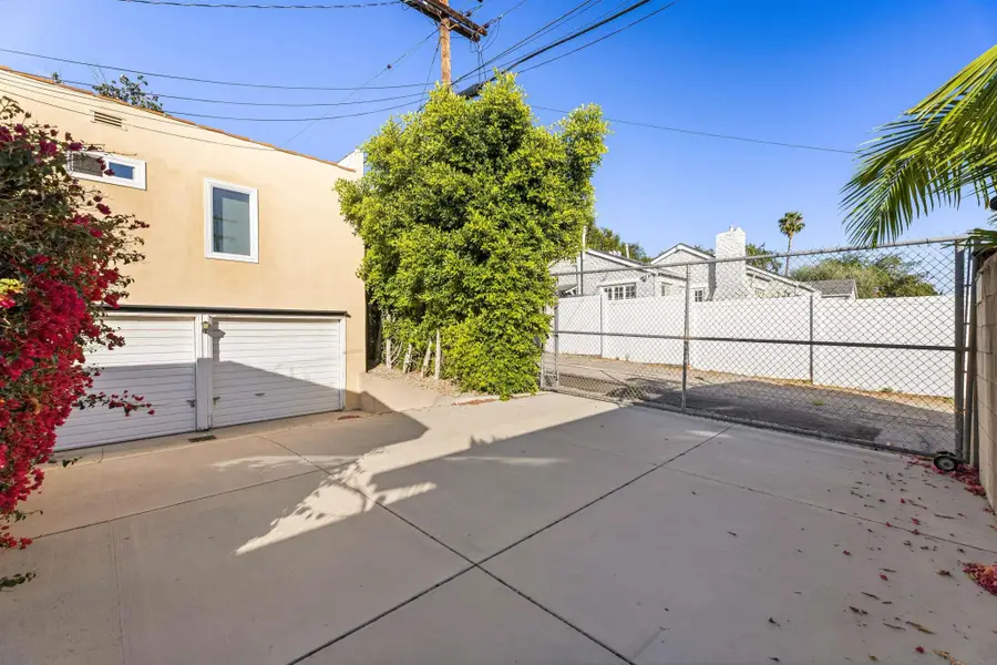 915 N Kenneth, Burbank, CA 91501 - #2