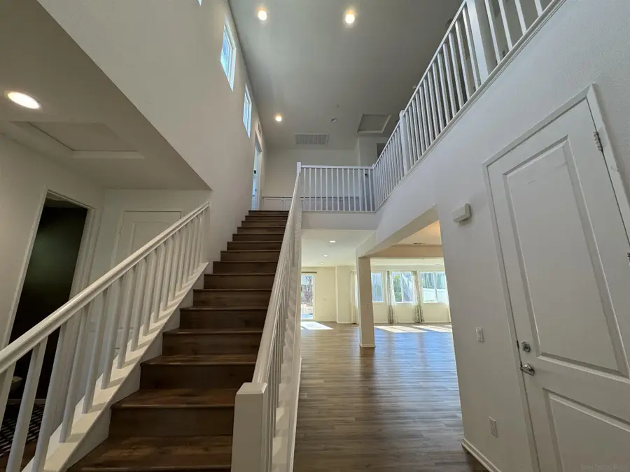 38226 Old Creek, Murrieta, CA 92563 - #2