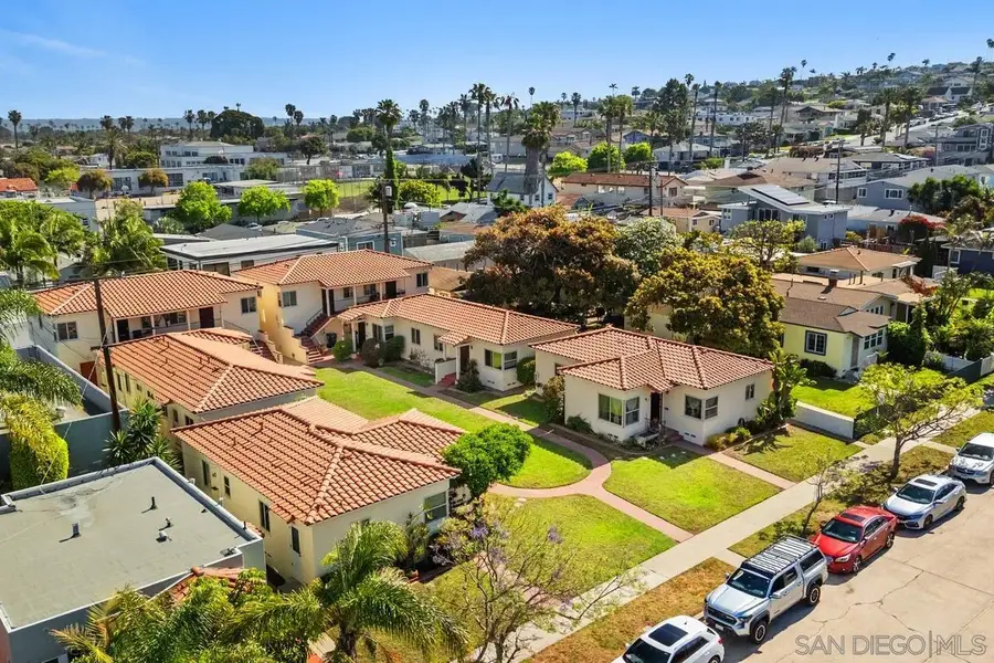 4766-4780 Niagara Ave, San Diego, CA 92107 - #3