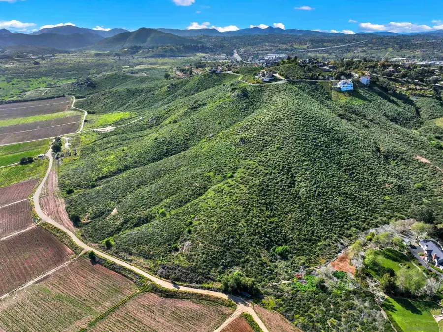 Sierra Linda Dr, Escondido, CA 92025 - #3