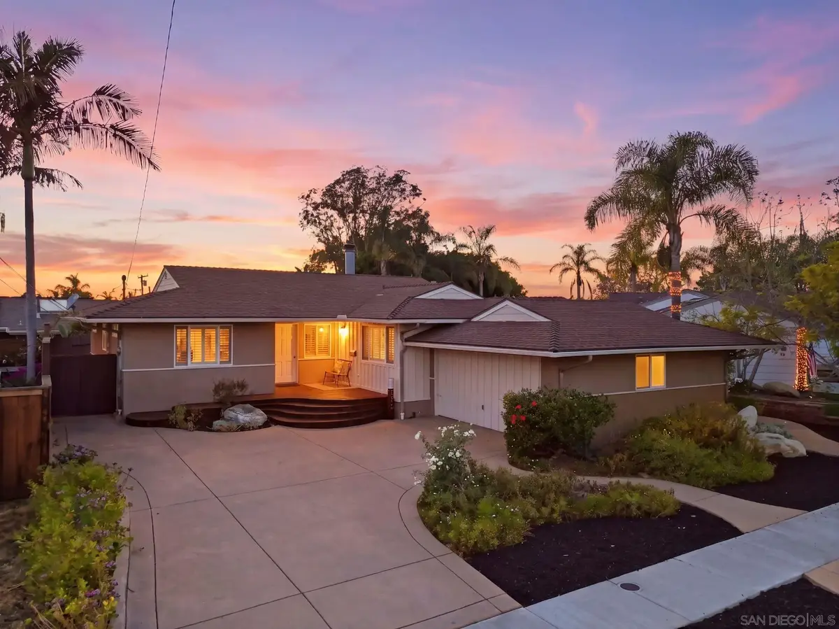 2212 August, San Diego, CA 92110 - #1